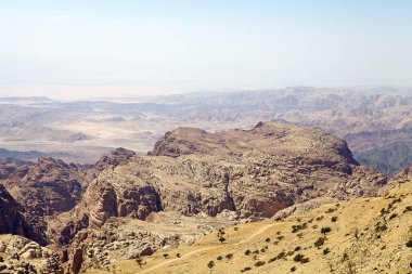 Ürdün 'deki çöl manzarası. Ürdün yarı kurak bir ülke