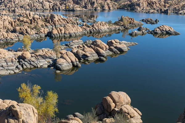 Живописный Осенний Пейзаж Уотсон Лейк Прескотт Аризона — стоковое фото