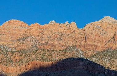 Utah Zion Ulusal Parkı 'nda manzaralı bir kış manzarası