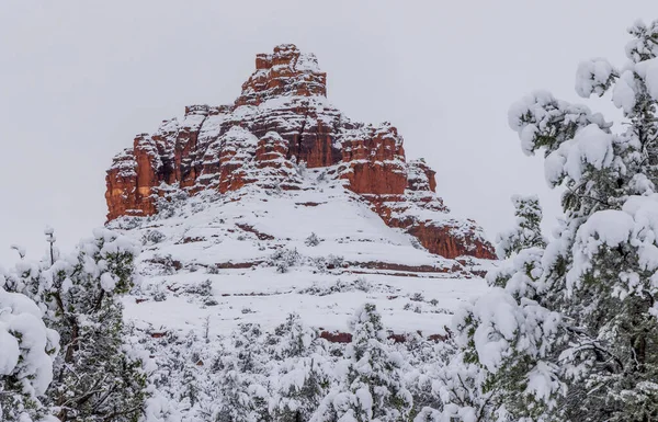 Uma Bela Paisagem Inverno Coberta Neve Sedona Arizona — Fotografia de Stock