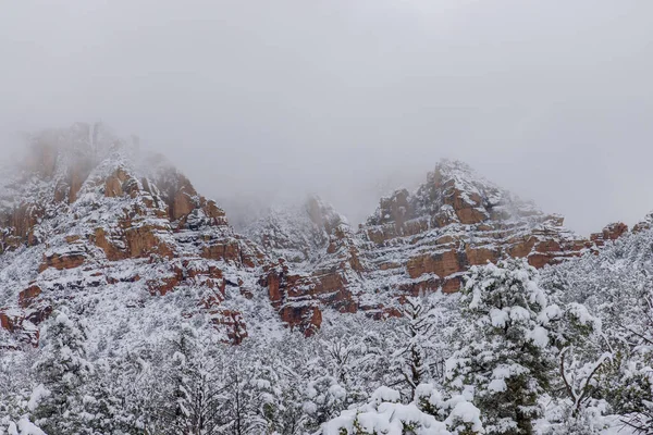 Paisaje Cubierto Nieve Sedona Arizona Invierno —  Fotos de Stock