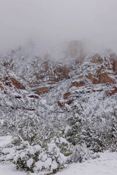 Uma Bela Paisagem Coberta Neve Sedona Arizona Inverno — Fotografia de Stock