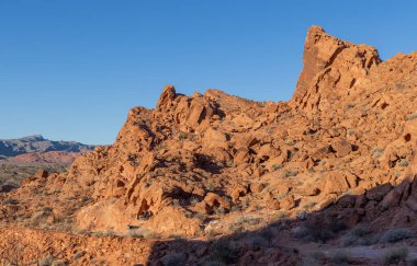 Nvada Çölü 'ndeki Ateş Vadisi Parkı' nda manzaralı bir manzara.