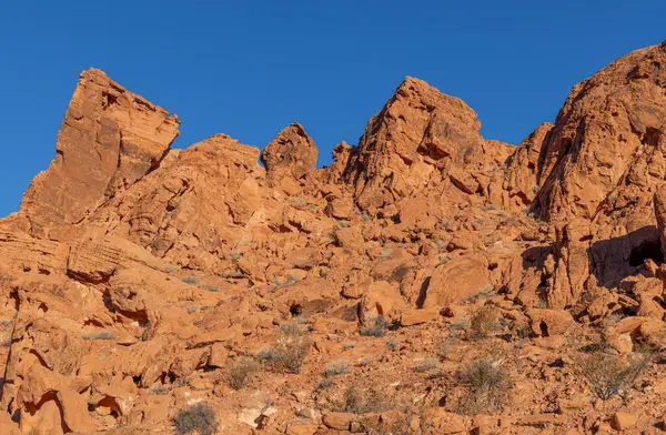 Nvada Çölü 'ndeki Ateş Vadisi Parkı' nda manzaralı bir manzara.