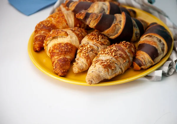 Chocolate Croissants Croissant Nut Crumbs Plate Delicious Breakfast Table Tasty — Stock Photo, Image