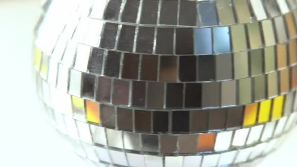 Spiegel Discobal Achtergrond Briljante Decoratie Zilveren Decor Party Disco Ball — Stockvideo