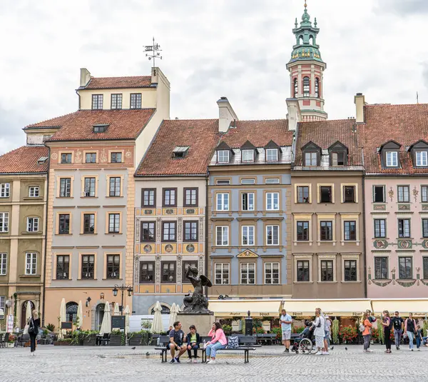 Staré Město Varšavské Polsko Mnohobarevné Domy Prázdná Ulice Bez Turistů — Stock fotografie