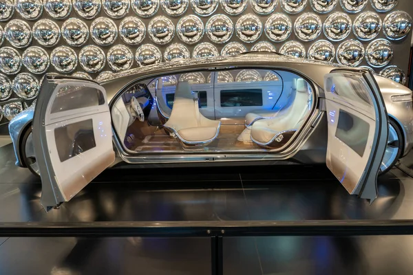 Biały Skórzany Fotel Samochodzie Wnętrze Siedzenie Kierowcy Srebrny Mercedes Mercedes — Zdjęcie stockowe
