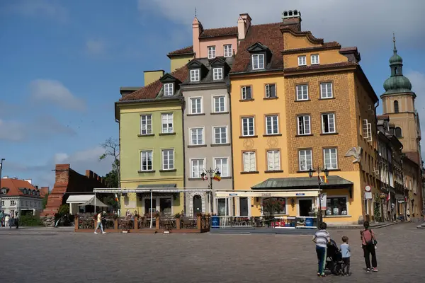 Das Leben Auf Den Straßen Von Warschau Sommer Häuser Gebäude — Stockfoto
