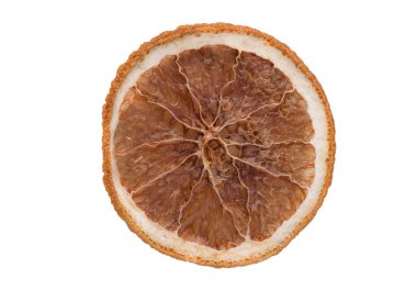 Kuru turuncu beyaz arka planda izole edilmiş. Meyve çemberini kurutuyor..