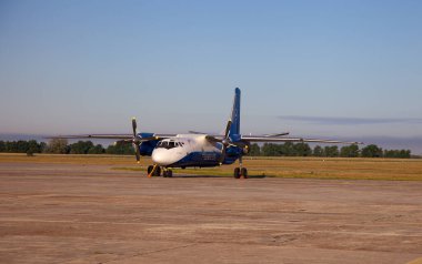 Ukrayna uçağı AN - 26 B. Uçak Antonov AN-26b havaalanında. Ukrayna, Kyiv - 13 Ağustos 2020