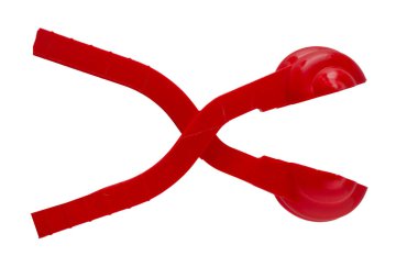 Kartopu yapıcı oyuncak kış oyunları için karlı. Beyaz arkaplanda kartoplarını izole eder