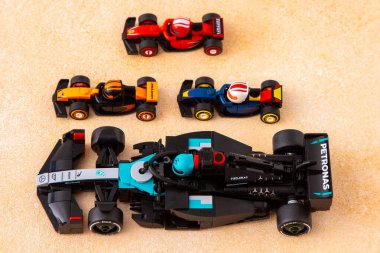 LEGO Oyuncak Yarış Formula 1 Petronas Mercedes AMG Takım Koleksiyonu. Ukrayna, Kyiv - 8 Haziran 2025