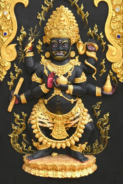 Standbeeld Van Vajrapani Maha Bodhisattva Standbeeld Bij Een Tempel Thailan — Stockfoto