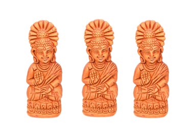 Tanrı 'nın el yapımı antik heykeli. Beyaz bir arka planda izole edilmiş Hindu dininden mitolojik tanrılar.