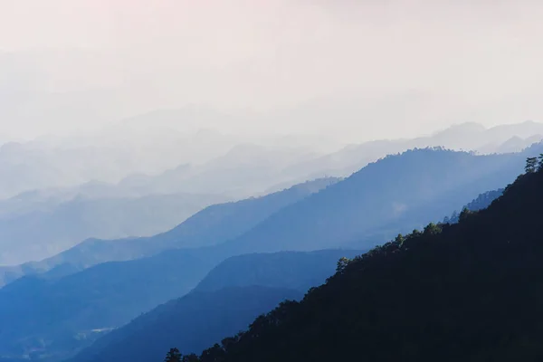 Amanecer Atardecer Las Montañas Capas Montaña Hermoso Paisaje Montaña Oscura — Foto de Stock