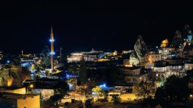 Gece vakti Goreme köyü. Gece vakti Goreme 'in zamanı. UNESCO Dünya Mirası