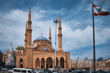 Muhammed el-Emin Camii, Lübnan 'ın Beyrut kentinde yer alan bir Sünni Müslüman camii.