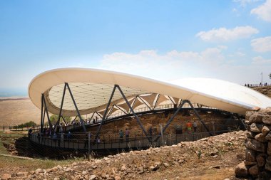 Göbekli Tepe kazı alanı. Dünyanın en eski tapınağı. UNESCO Dünya Mirası Alanı. Şanlıurfa, Türkiye - Temmuz 2022