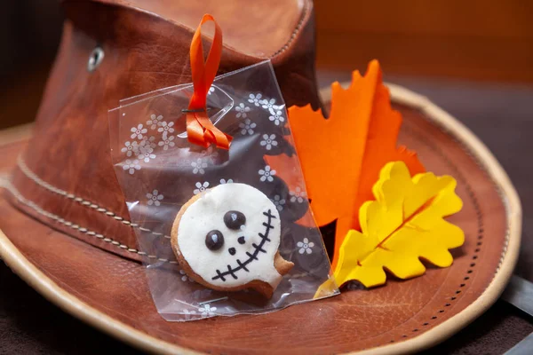 Joyeux Halloween Les Biscuits Ronds Halloween Dans Paquet Reposent Sur — Photo