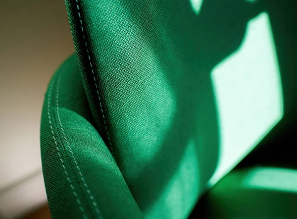 Streszczenie Zielony Fotel Szczegółowo Szyte Białą Nitką — Zdjęcie stockowe