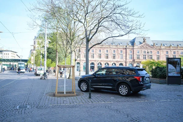 Straßburg Frankreich April 2022 Seitenansicht Des Neuen Geländewagens Ford Explorer — Stockfoto