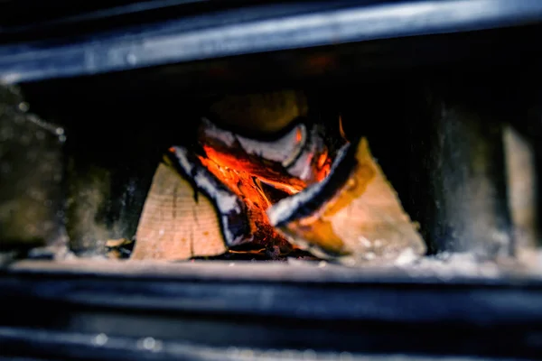 Nahaufnahme Eines Holzbefeuerten Kachelofen Ofens Elsass Frankreich Wärme Und Co2 — Stockfoto
