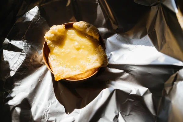Utsikt Från Ovan Över Varm Nybakad Camembert Maträtt Läcker Fransk — Stockfoto