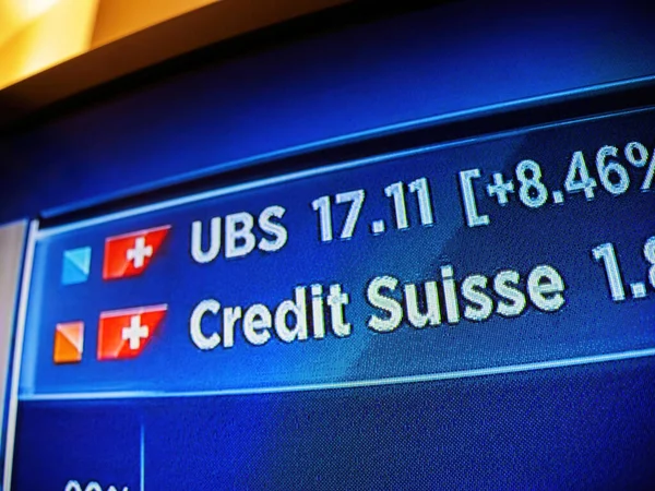Basel Switzerlan Mart 2023 Ubs Credit Suisse Çeşitli Hisse Senedi — Stok fotoğraf