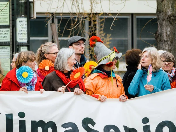 Estrasburgo Francia Marzo 2023 Una Multitud Activistas Manifestantes Ambientales Alto —  Fotos de Stock