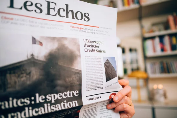Paris France Mar 2023 Close Les Echos French Newspaper Breaking — Stock Photo, Image