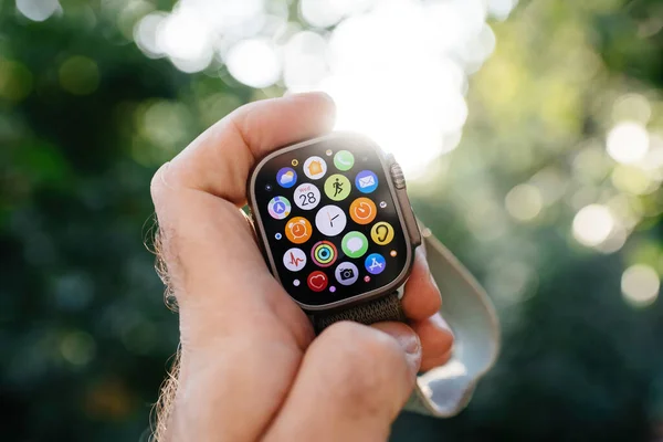 London Großbritannien September 2022 Neue Apple Watch Ultra Aus Titan — Stockfoto