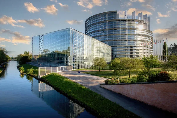 Strasbourg Frankrike Apr 2017 Fantastisk Utsikt Över Europaparlamentets Högkvarter Från — Stockfoto