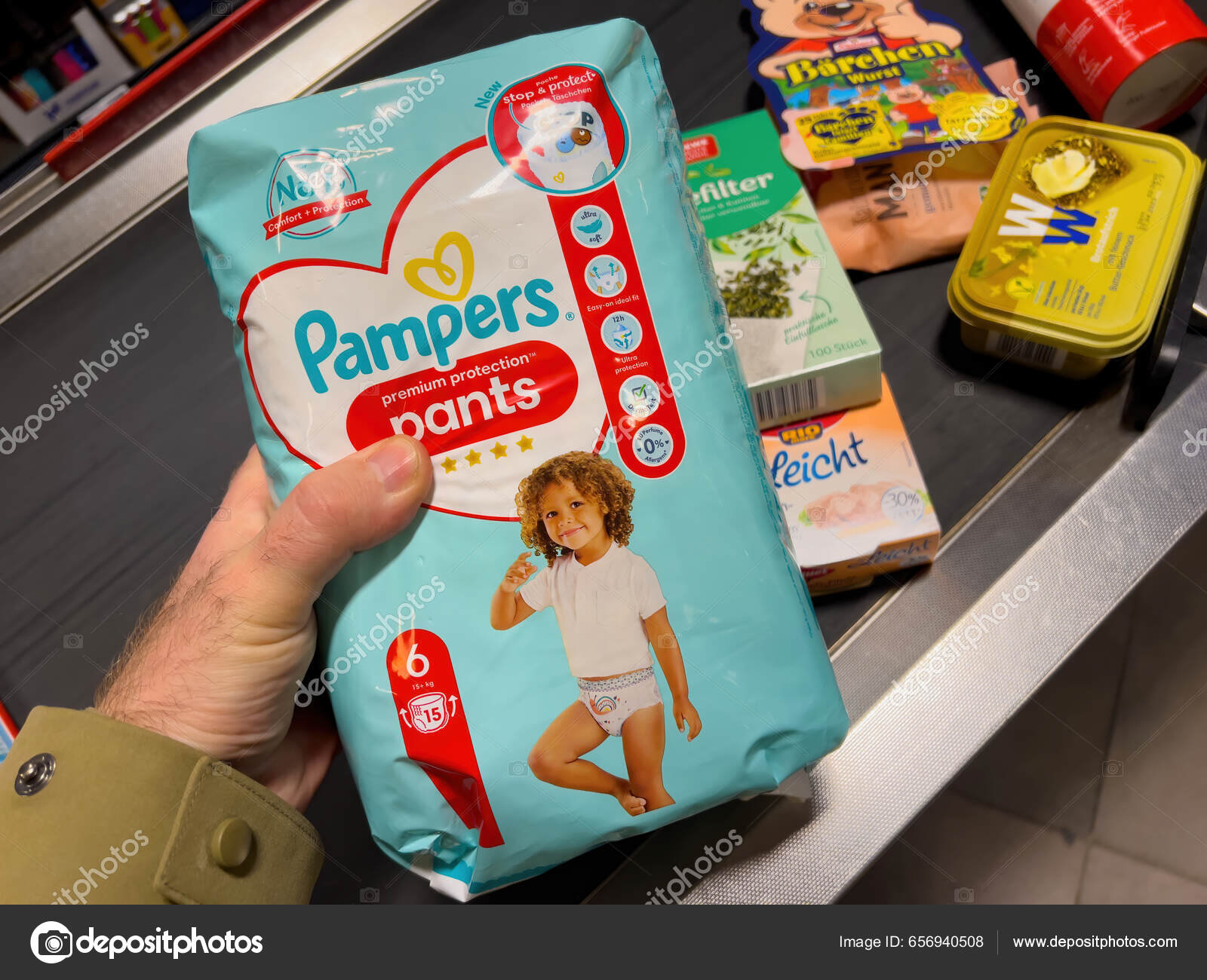 Frankfurt Germany Mar 2022 Man Holds Package Pampers Diapers Checkout Stock Editorial Photo ifeelstock 656940508