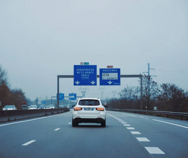 Οδηγώντας Κατά Μήκος Της Γαλλικής Autoroute Στο Brumath Προς Metz — Φωτογραφία Αρχείου
