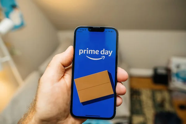 Paris France Jul 2023 Amazon Prime Day Logo Seen Latest — Stock Photo, Image