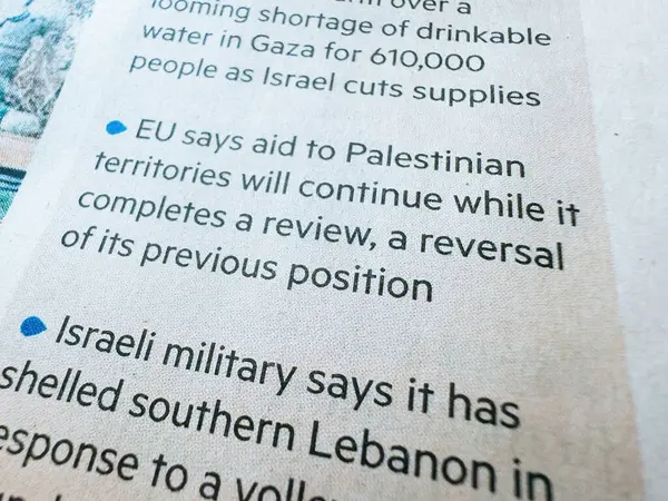 Paris France Oct 2023 Financial Times Headlines Israel Palestine Conflict — Stock Photo, Image