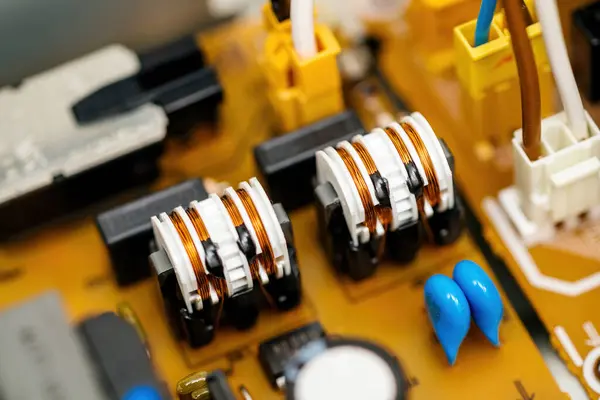 Close View Electronic Components Showcasing Capacitors Coils Intricate Circuitry Possibly — Stock Photo, Image