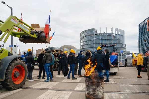 Strasbourg France Feb 2024 Protesters Make Fire Tractors Block Parliament — Stock Photo, Image