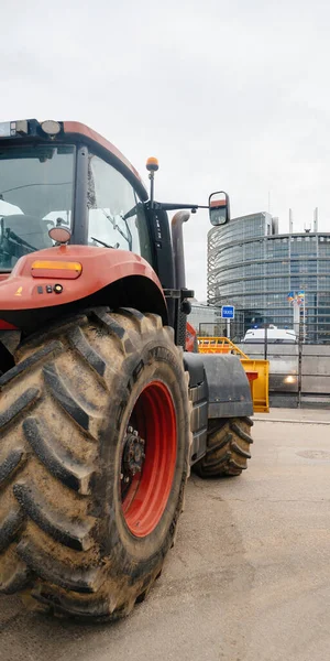 Strasbourg France Feb 2024 Big Red Tractor Front European Parliament — Stock Photo, Image