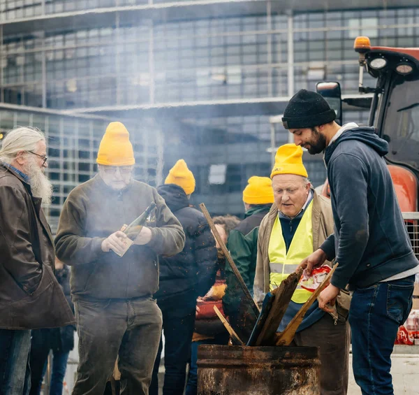 Strasbourg France Feb 2024 Group Protesters Fire Tractors Block Entrance — Stock Photo, Image
