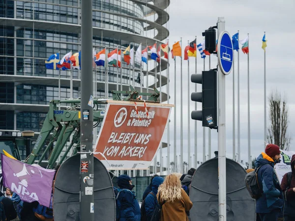 Strasbourg France Feb 2024 Protesters Tractors Block Parliament Entrance Placard — Stock Photo, Image