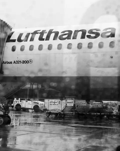 Frankfurt Németország 2019 Május Egy Nagy Kereskedelmi Lufthansa Jetliner Áll — Stock Fotó