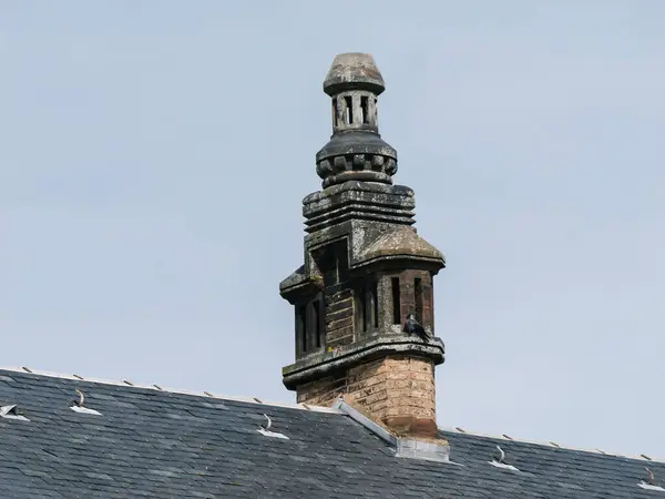 Detailed Stone Chimney Graces Rooftop Haguenau Alsace Epitomizing Regions Traditional — Stock Photo, Image