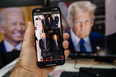 Paris, Fransa - 20 Ocak 2025: CNN 'de görev süresi sona eren Başkan Yardımcısı Kamala Harris ve eşi Doug Emhoff' un yaklaşan Başkan Yardımcısı J.D. Vance ve eşi Trump 'ın göreve başlama töreni sırasında