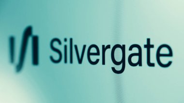 Bangkok Tayland. 15 Mart 2023. Silvergate Bankası logosu. Silvergate Bankası 'nın logosu dijital monitörde. FTX Genesis İflas 'ın sebep olduğu 2023' te Silvergate Bankası 'nın iflası. Silvergate Kripto Bankaları.