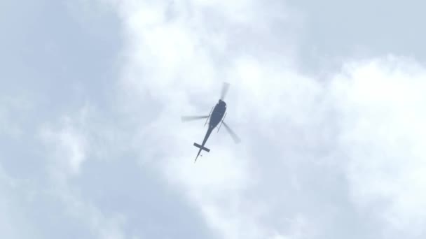 Hubschrauber Die Tiefflug Den Himmel Flogen Machten Aufnahmen Hubschrauber Flug — Stockvideo