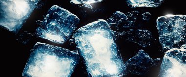 Su sıçratma ve buz küpü. Bir bardak suya buz sıçrıyor. Su altı buz küpleri berrak sulama arka planına dökülüyor. Serinletici bir içecek. Mavi arka planı olan bir bardaktaki buzlar