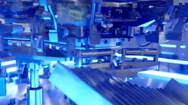 Otomatik makine sistemi. Gelişmiş otomatikleştirilmiş üretim makinesini kapat. Karmaşık otomasyon mekanik bileşenleri tam olarak hareket ediyor. Modern teknoloji ve yüksek teknoloji endüstriyel otomasyon