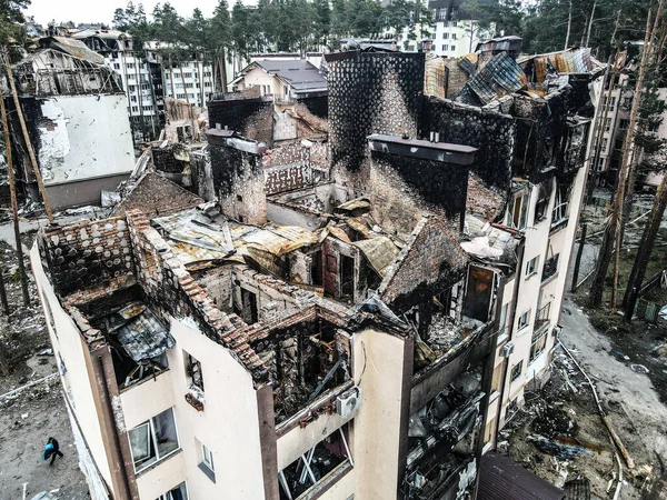 Bucha 우크라이나 러시아군은 2022 Kyiv Bucha 거주지를 파괴했다 우크라이나 사람들의 스톡 이미지